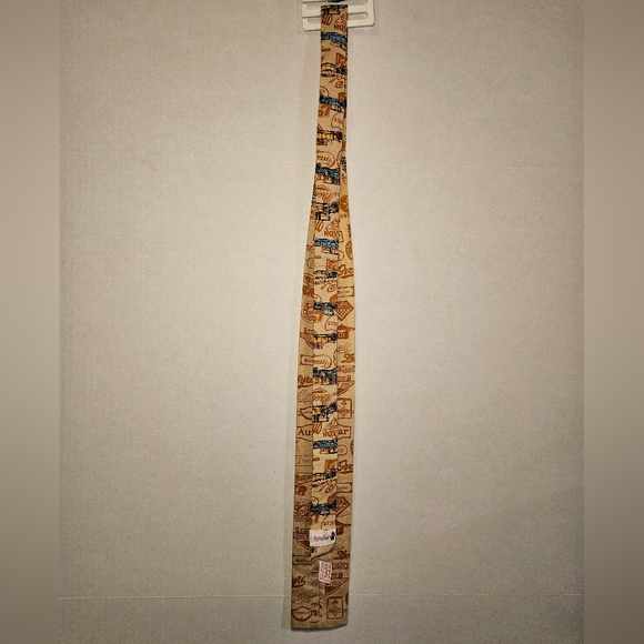 Vintage Rooster Tie w/Pre-WW2 Automobile Pattern circa 1970's - Picture 2 of 5